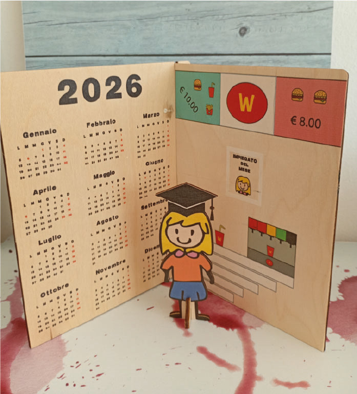 Calendario Artigianale in Legno – Regalo Simpatico Laurea